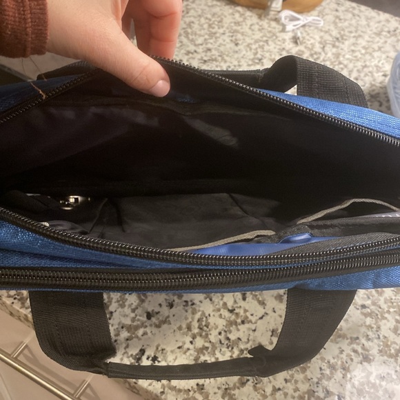 OGIO laptop bag - embroidered - Duke University - Picture 7 of 12